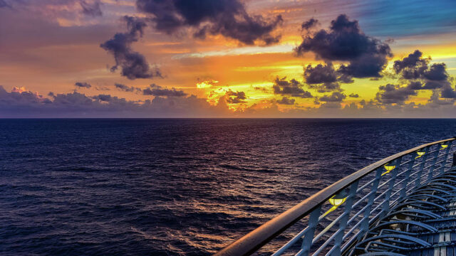 cruise ship sunrise clyn robinson